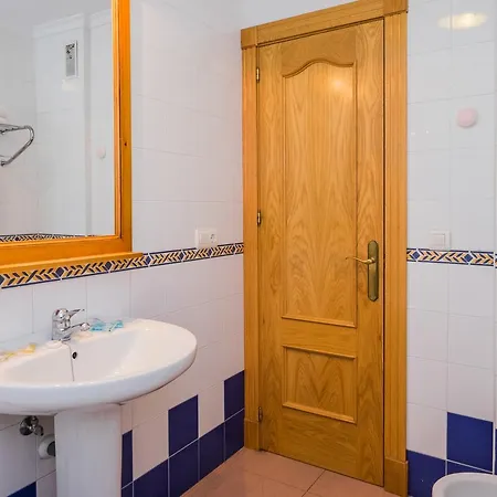 Torrecilla Beach Apartamento Cantares *